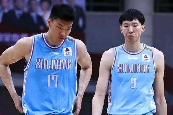 清晨北京首钢调整名单以备NBA季后赛,单刀错失环节打磨,气氛紧张,阵容厚度经受考验 清晨北京首钢调整名单以备NBA季后赛,单刀错失环节打磨,气氛紧张,阵容厚度经受考验